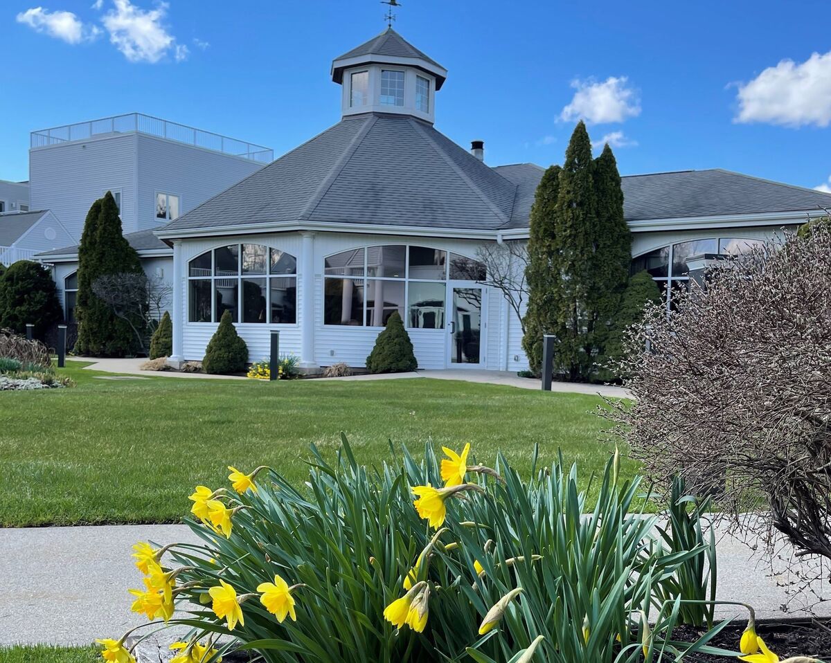 Pomperaug Woods Health Center, Southbury, CT Facility Image