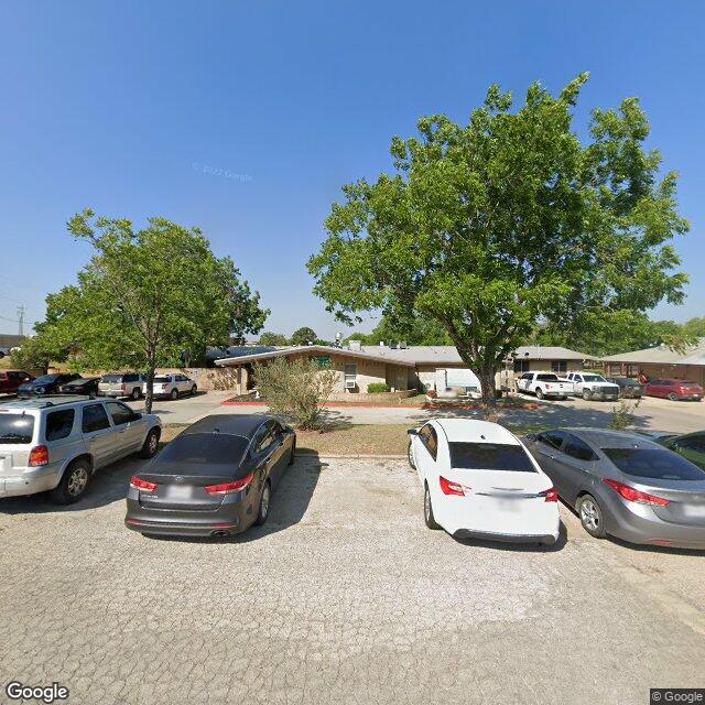 Floresville Nursing Center Street View Image
