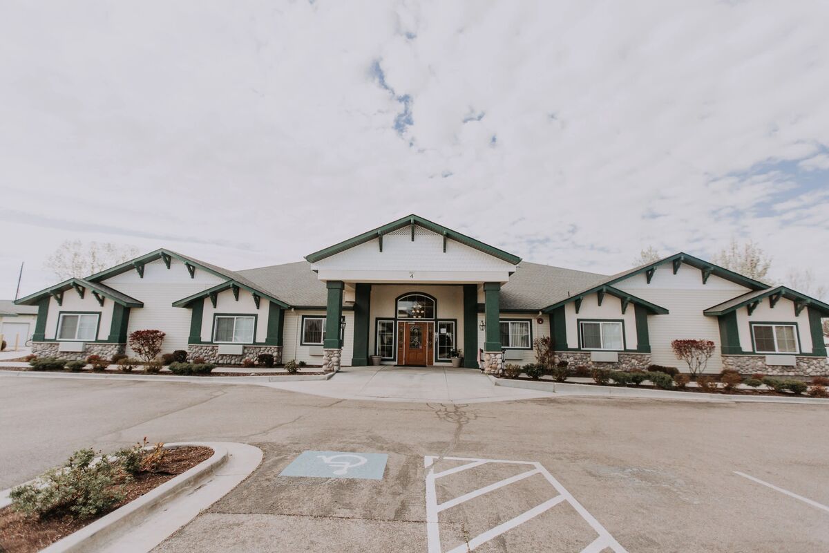 Swan Falls Assisted Living Facility Image