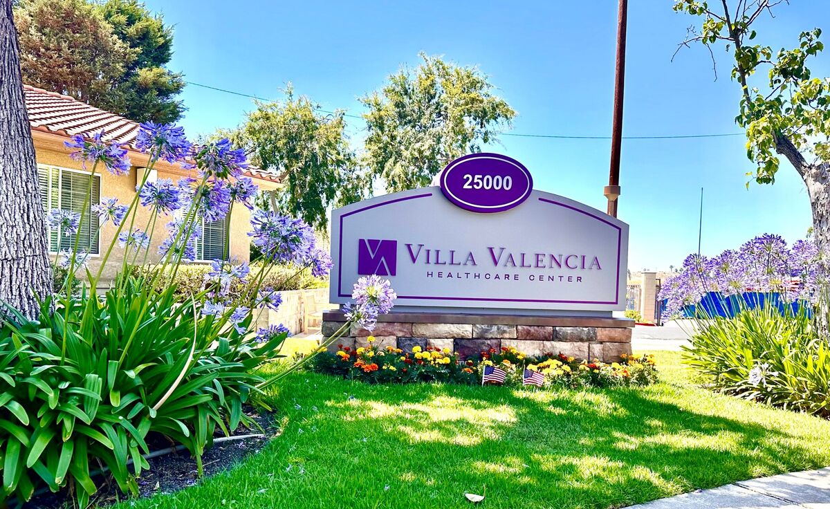 Villa Valencia Healthcare Center , Laguna Hills, CA Facility Image