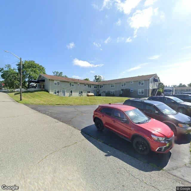 Crestwood Nursing & Rehabilitation Center, Inc, Warren, RI Street View Image