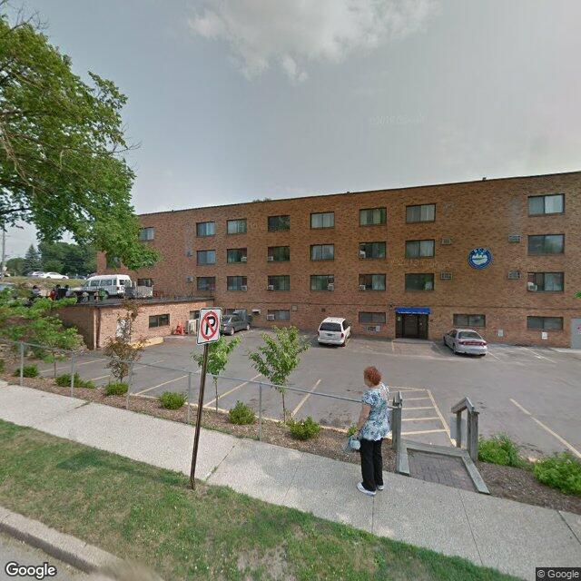 Rehabilitation Center of Des Moines, Des Moines, IA Street View Image