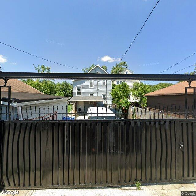 Little Village Nrsg & Rhb Ctr, Chicago, IL Street View Image