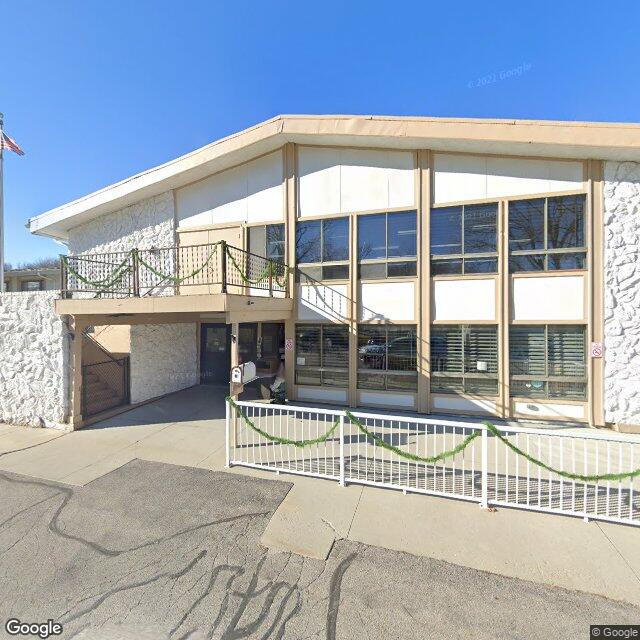 Midlands Living Center L L C, Council Bluffs, IA Street View Image