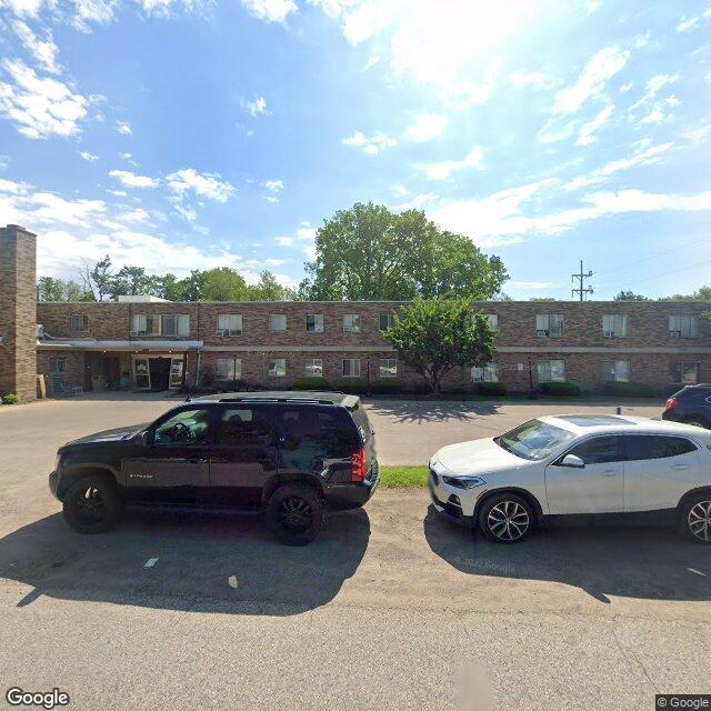 Fenton Healthcare, Fenton, MI Street View Image