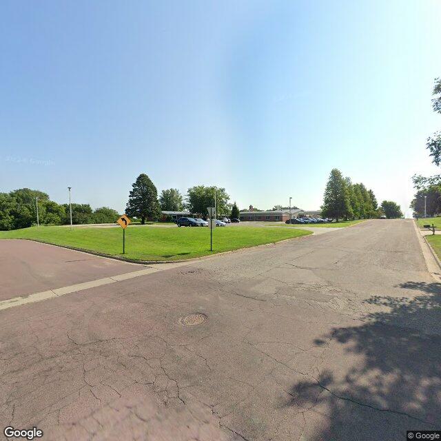 Colonial Manor Nursing Home, Lakefield, MN Street View Image