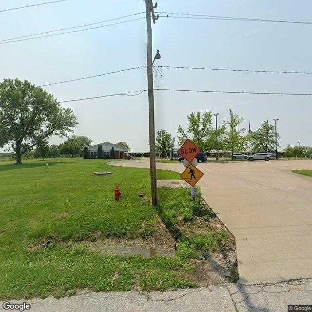 Monroe Manor, Paris, MO Street View Image