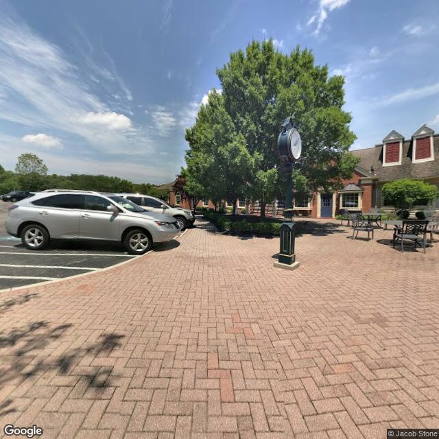 Berkeley Square Retirement Cen, Hamilton, OH Street View Image