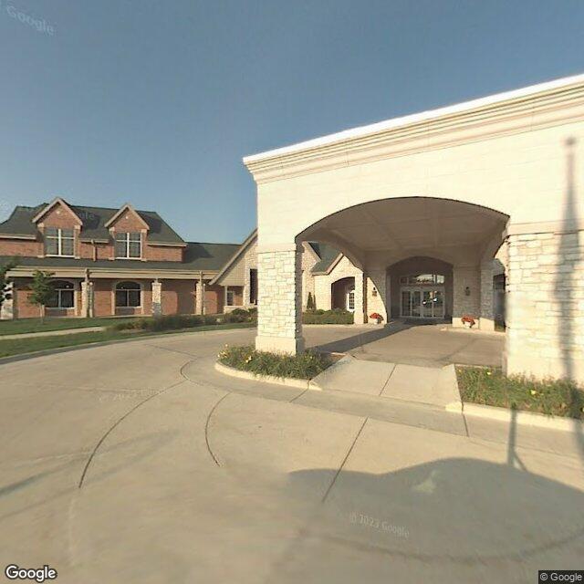 Newcastle Place - North, Mequon, WI Street View Image