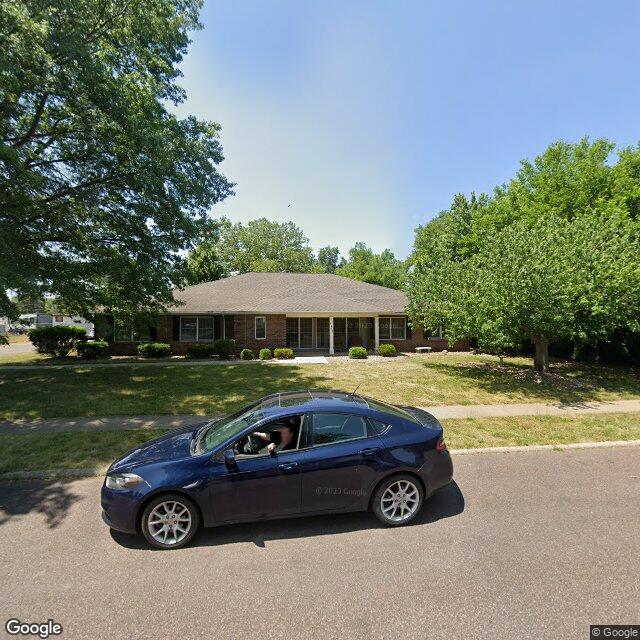 Davies Square, Pekin, IL Street View Image