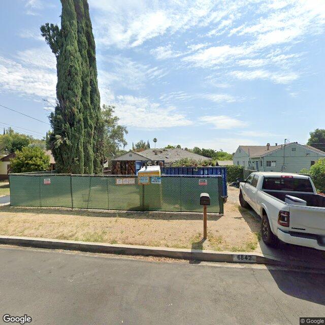 Valverde, Reseda, CA Street View Image