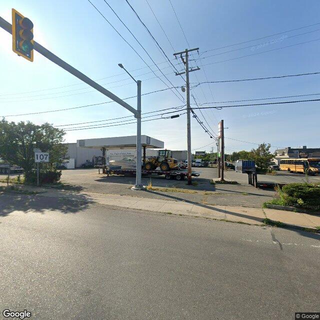 Chestnut Woods Rehabilitation and Healthcare Ctr, Saugus, MA Street View Image