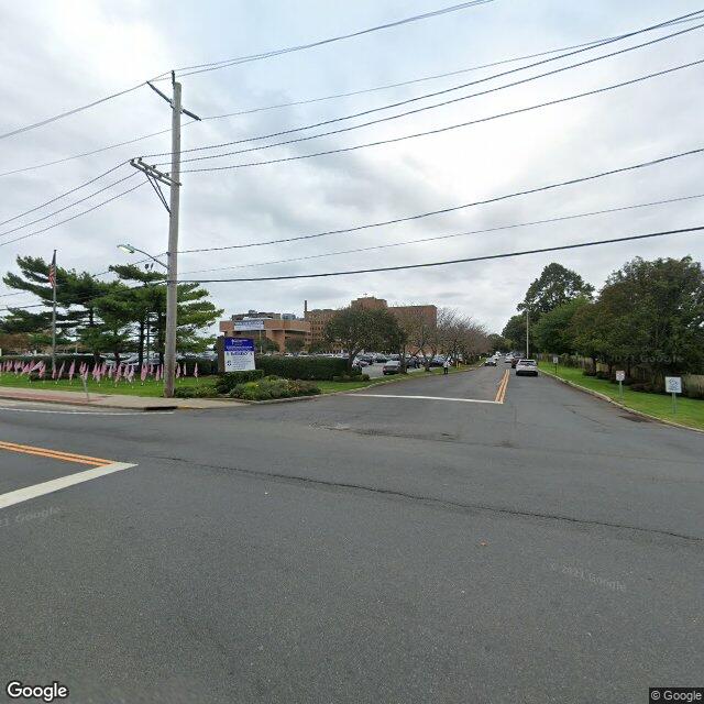 Good Samaritan Hospital Medical Center, West Islip, NY Street View Image