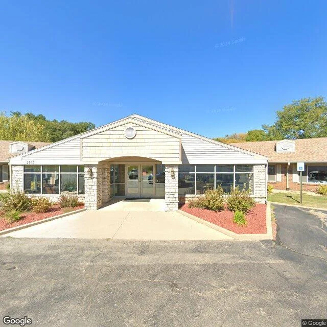 Dubuque Specialty Care Street View Image