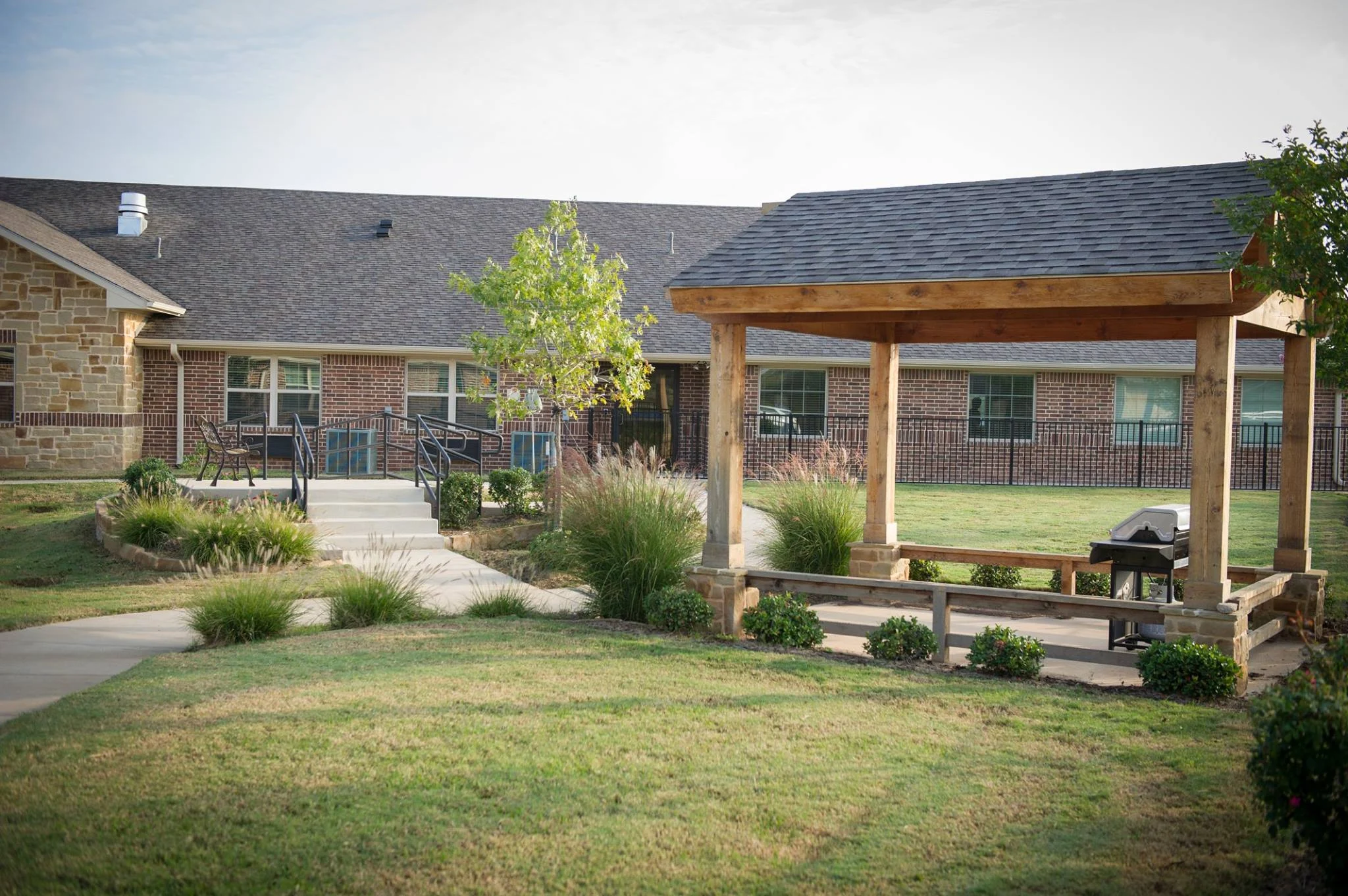 Canton Oaks Street View Image