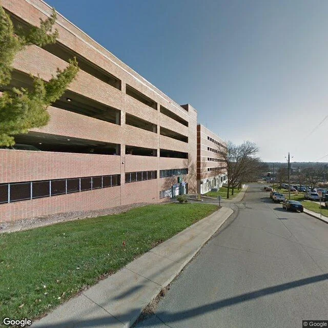 Iowa Methodist Medical Center Street View Image