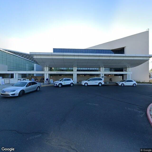 Banner Thunderbird Medical Center Street View Image