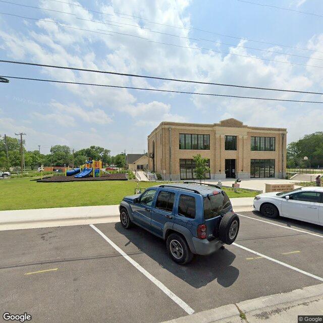 Lone Star Circle of Care Health Center at Taylor Street View Image