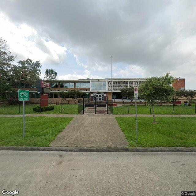 Mcreynolds Middle School Street View Image